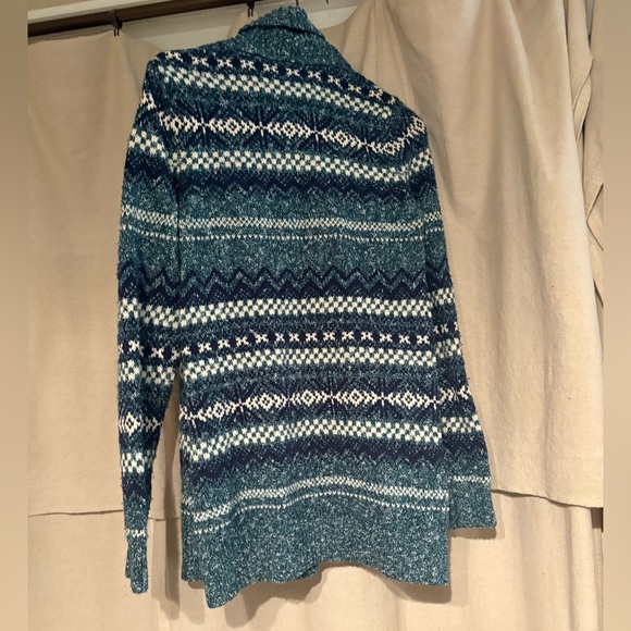 LL Bean Blue Pattered Sweater - Picture 2 of 3